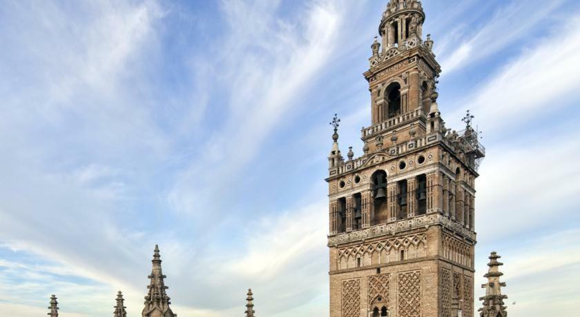Go To Sevilla Cathedral Esterno foto